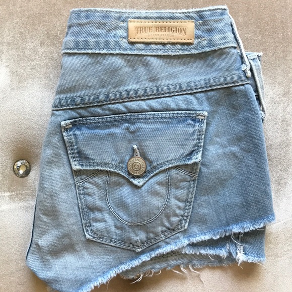 True Religion Pants - True Religion Cut off jean shorts